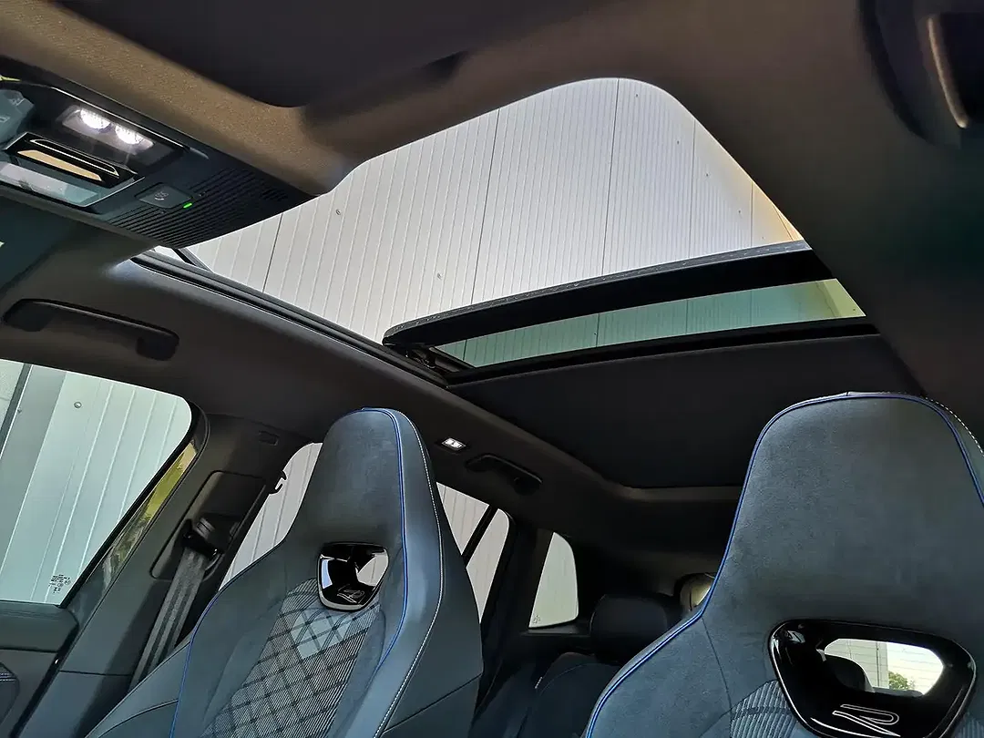 Volkswagen Tiguan - Thumbnail 10