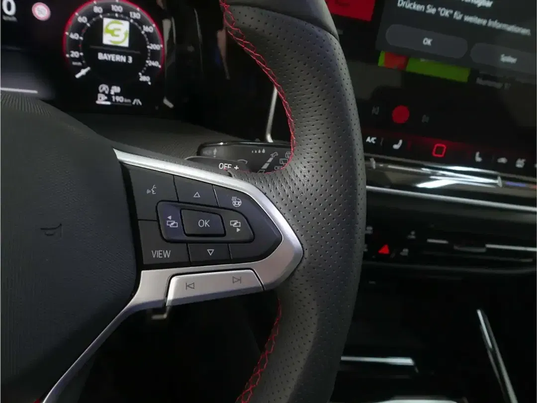 Volkswagen Golf GTI - Thumbnail 13