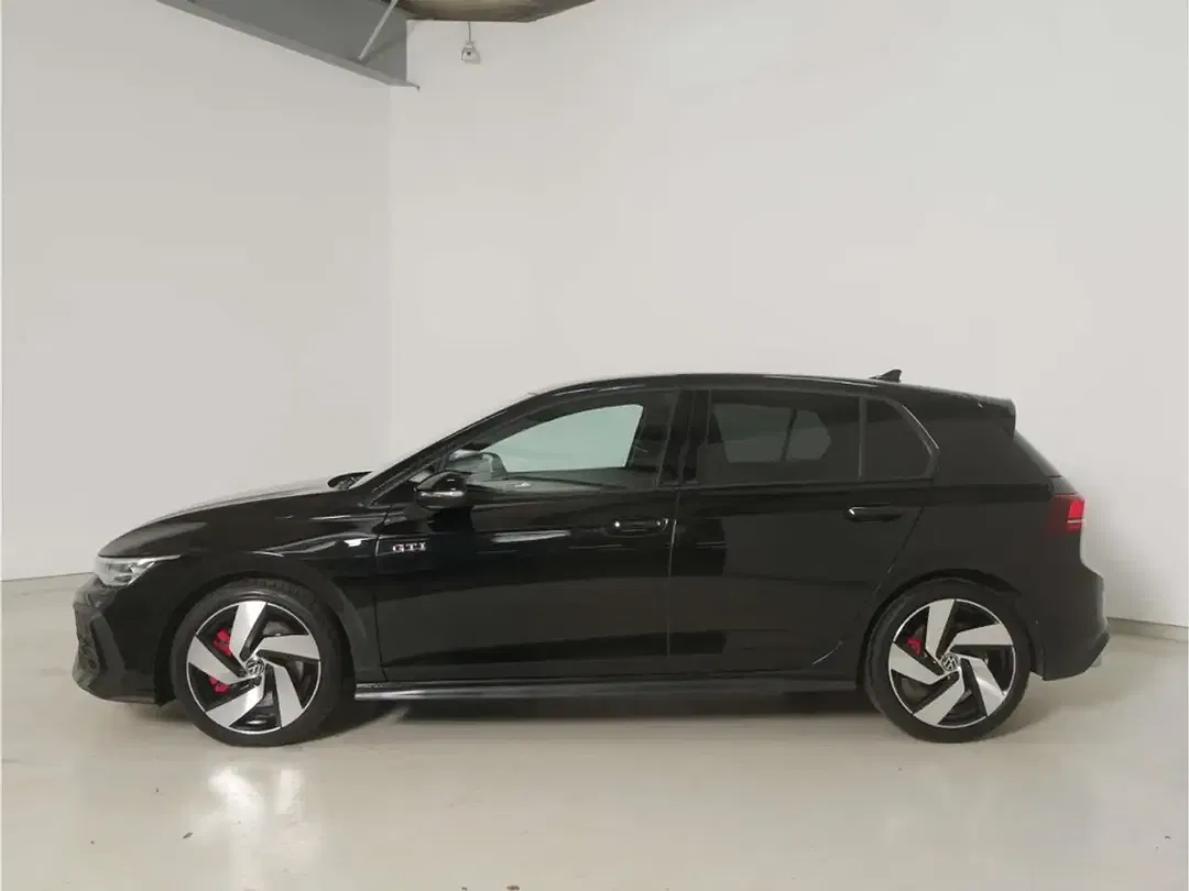 Volkswagen Golf GTI - Thumbnail 5