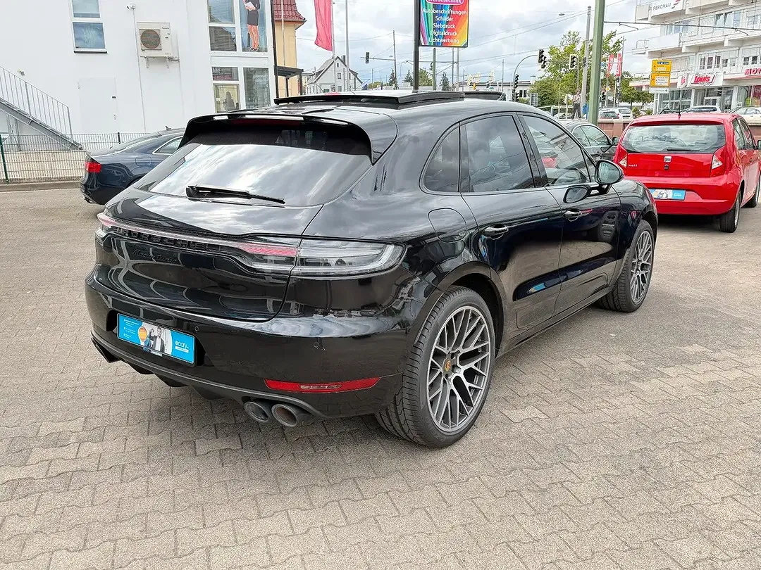 Porsche Macan - Thumbnail 8