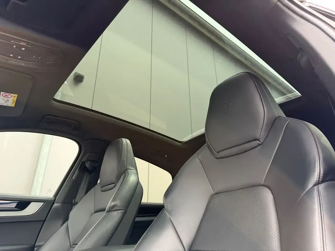 Porsche Cayenne - Thumbnail 10