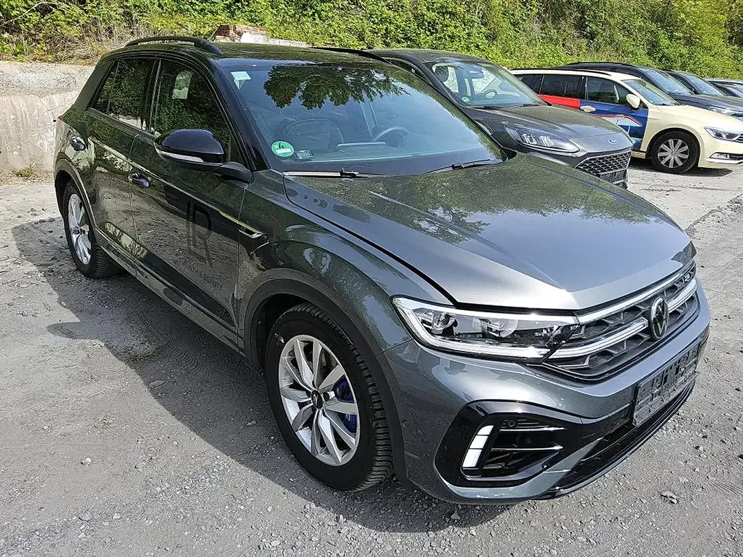 Volkswagen T-Roc - Thumbnail 2