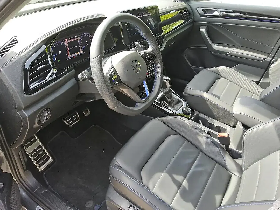 Volkswagen T-Roc - Thumbnail 6