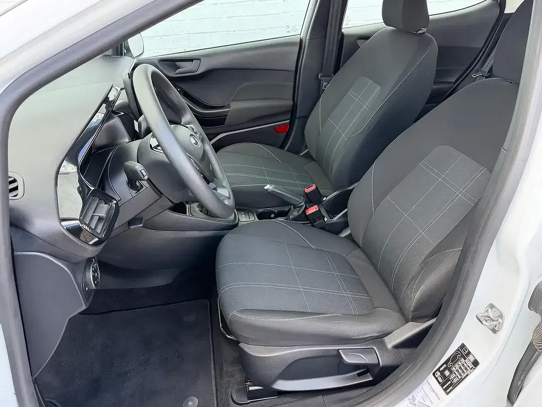 Ford Fiesta - Thumbnail 9
