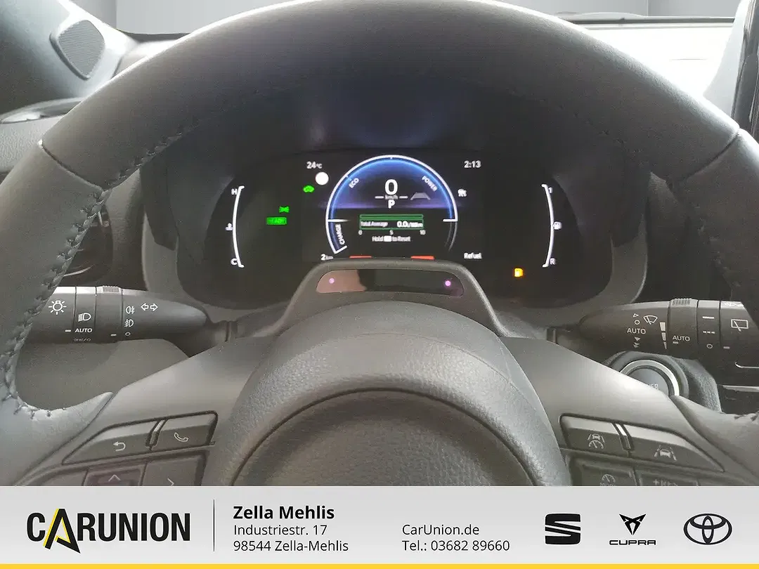 Toyota Yaris Cross - Thumbnail 10
