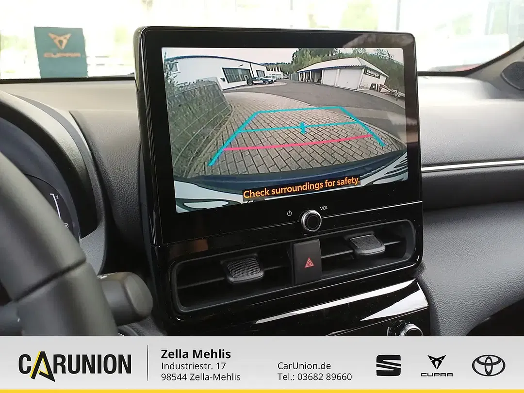 Toyota Yaris Cross - Thumbnail 11