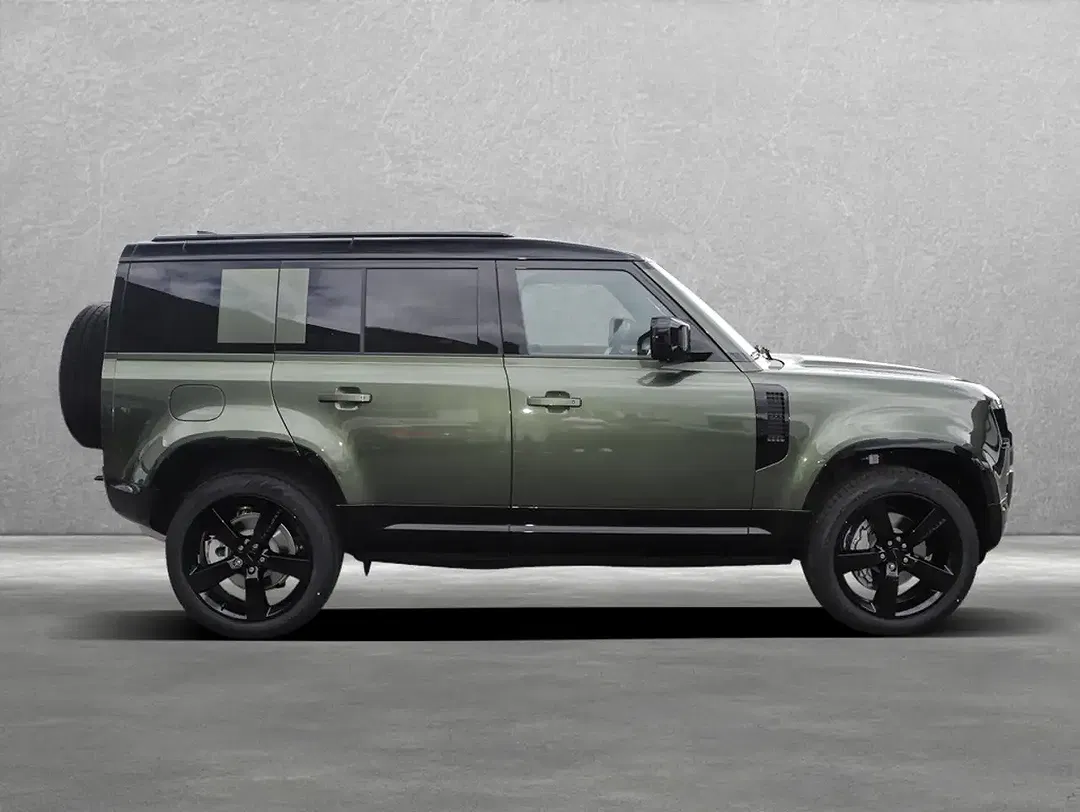 Land Rover Defender - Thumbnail 6