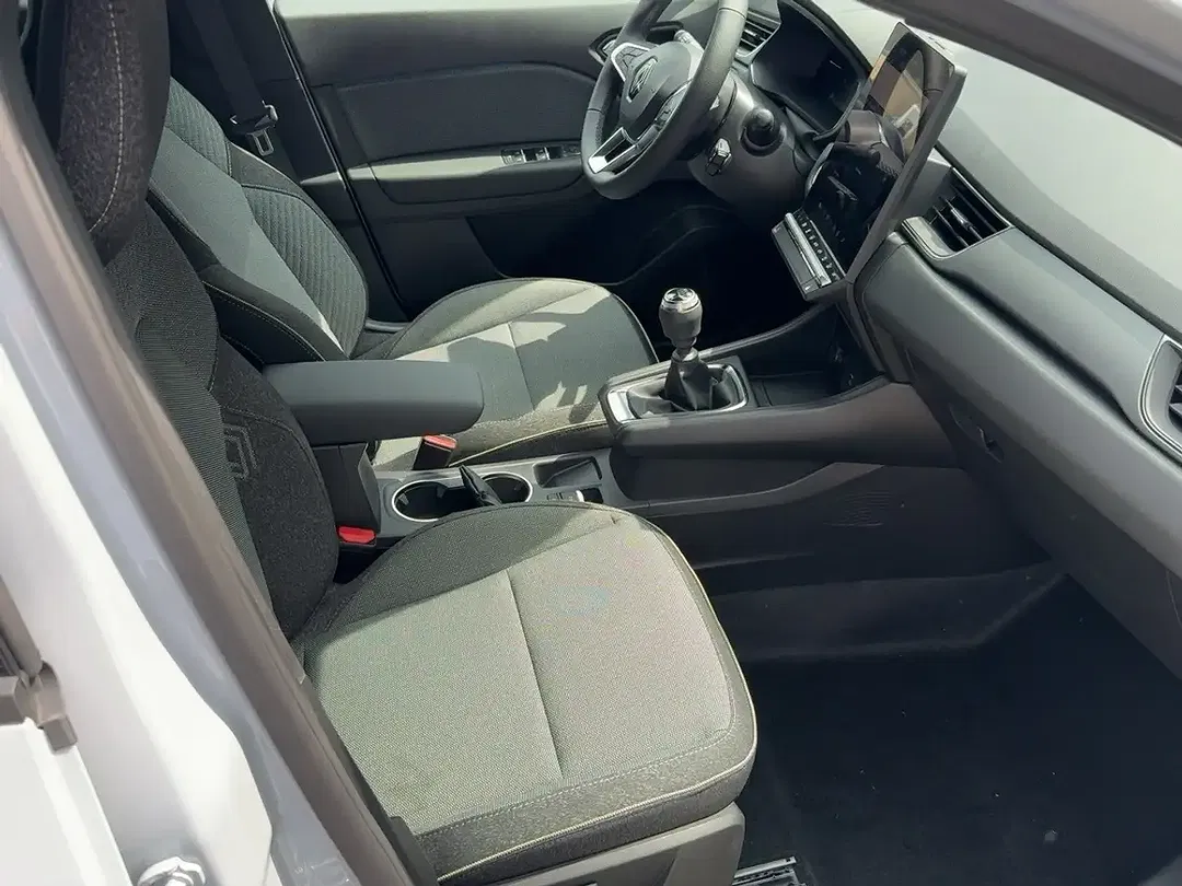 Renault Captur - Thumbnail 11