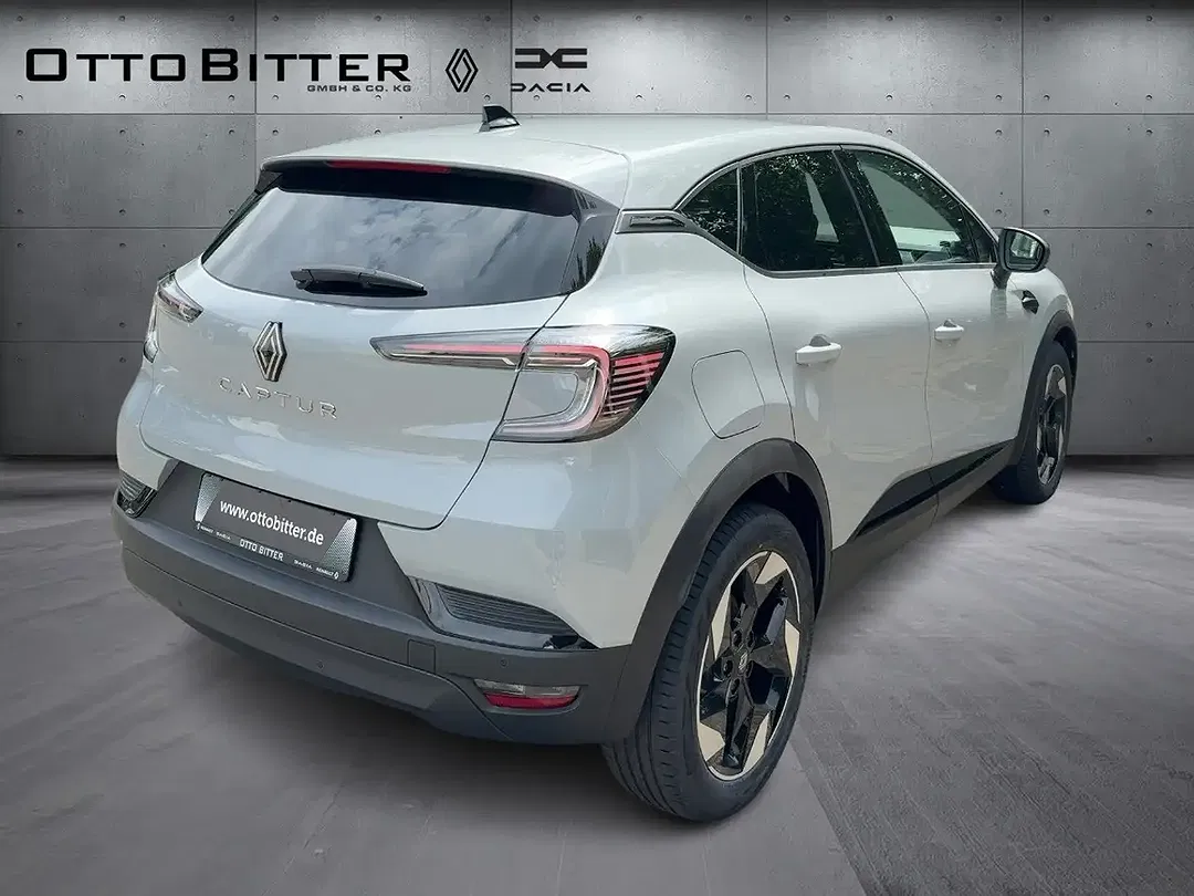 Renault Captur - Thumbnail 4