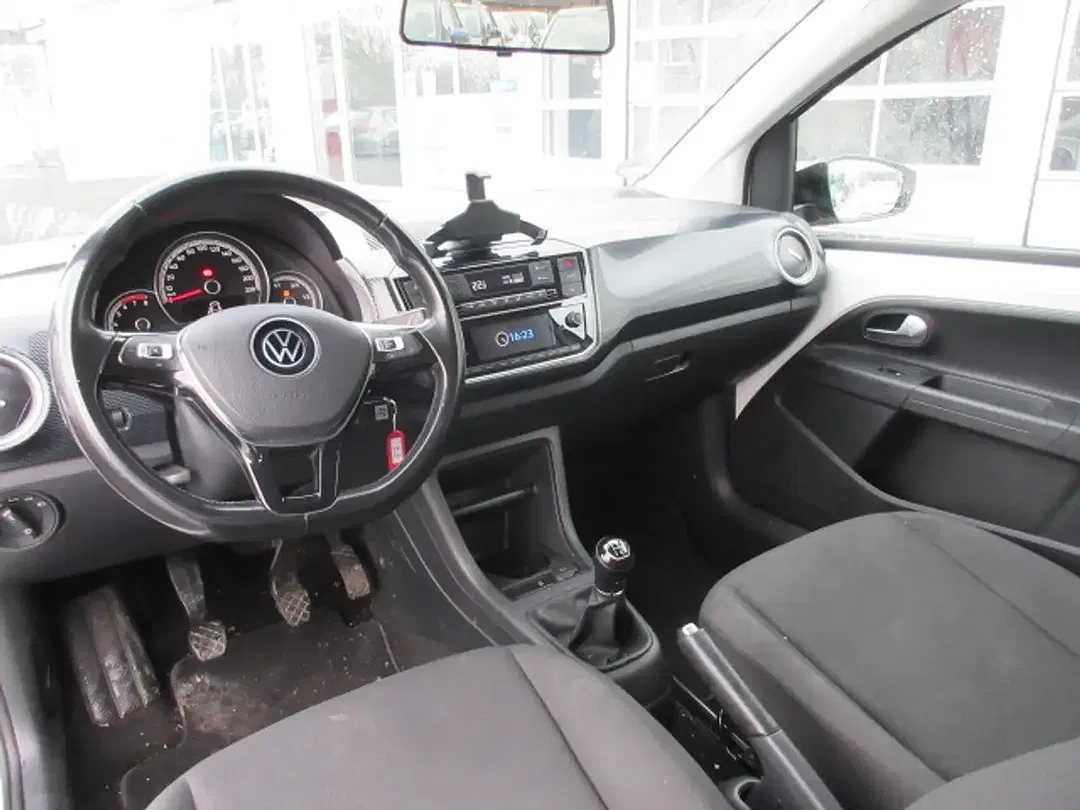 Volkswagen up! - Thumbnail 10
