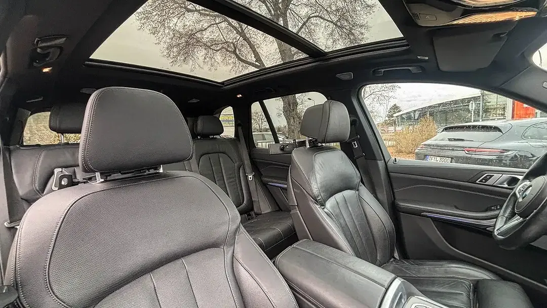 BMW X5 M - Thumbnail 9