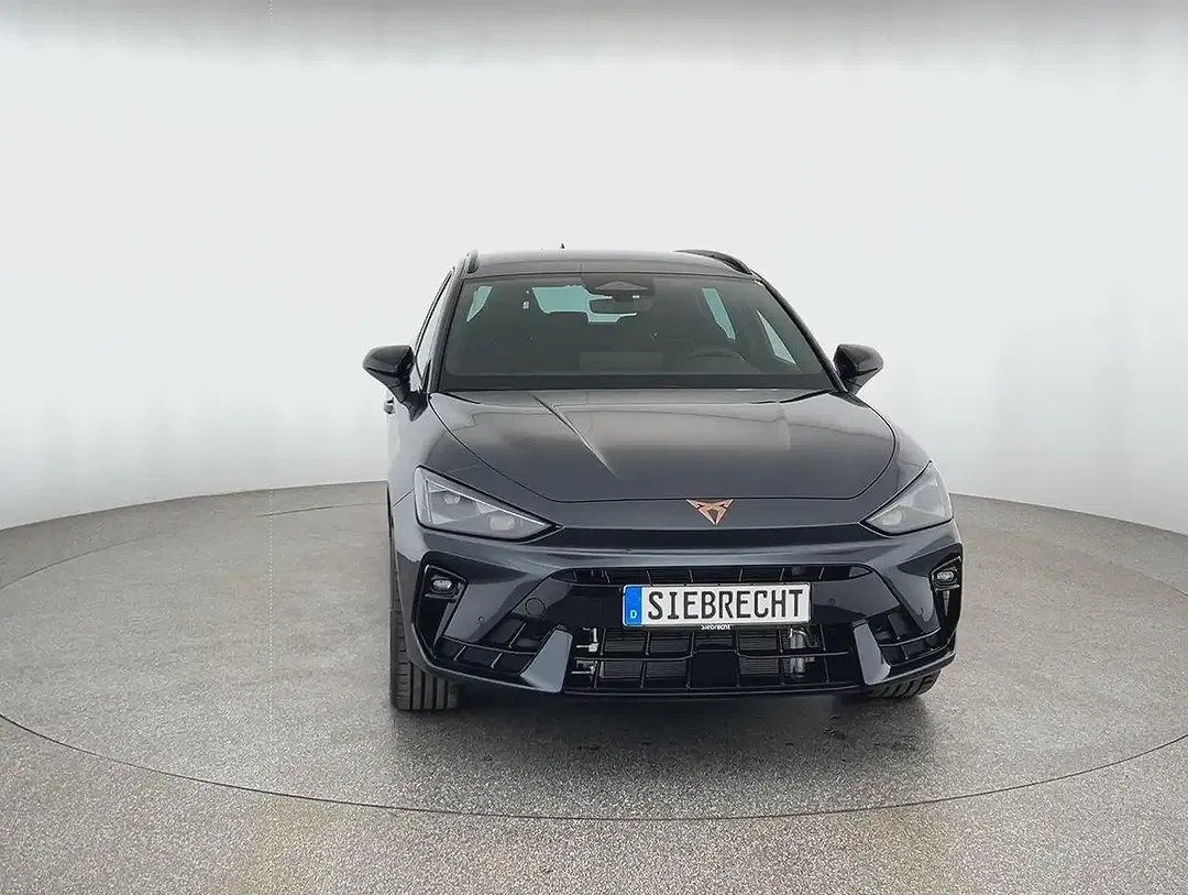 CUPRA Leon - Thumbnail 2