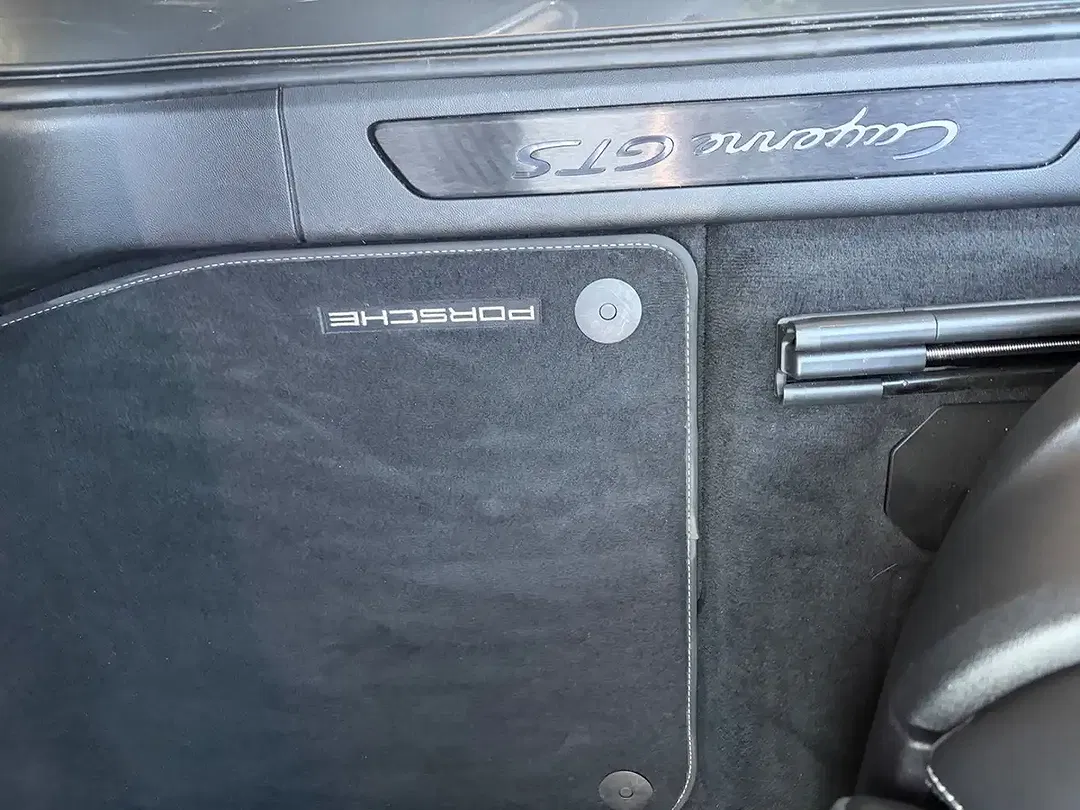 Porsche Cayenne - Thumbnail 20