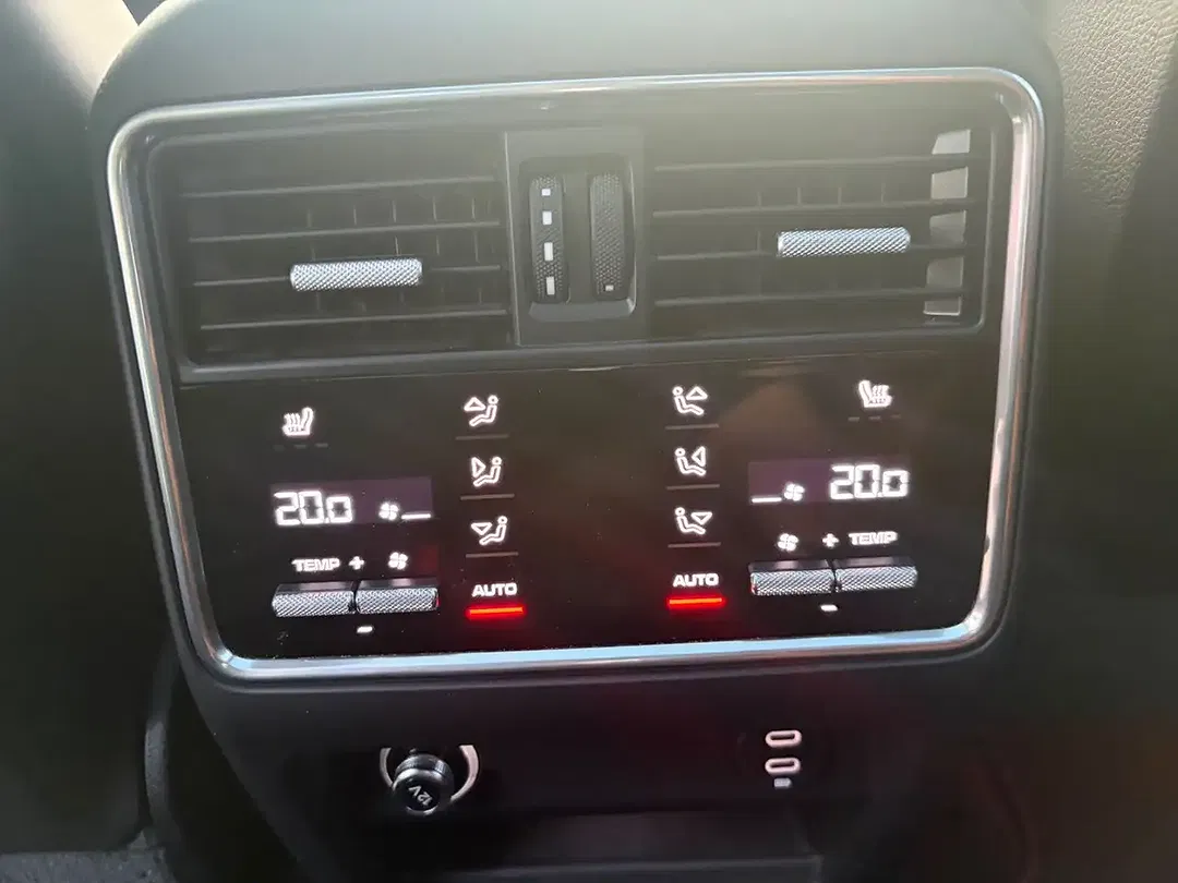 Porsche Cayenne - Thumbnail 22