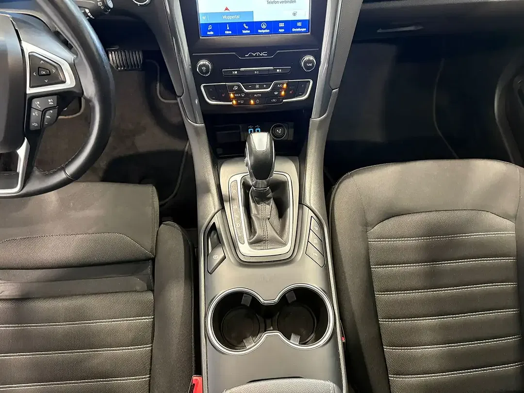 Ford Mondeo - Thumbnail 12