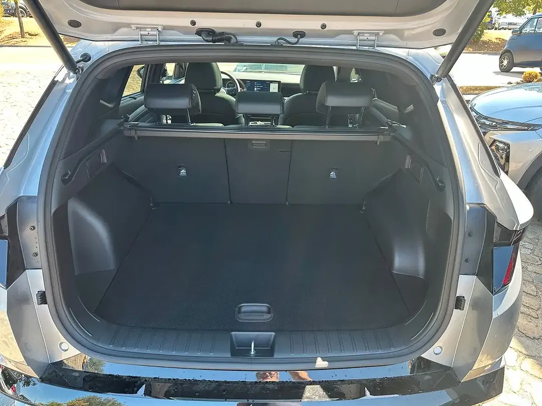 Hyundai TUCSON - Thumbnail 12