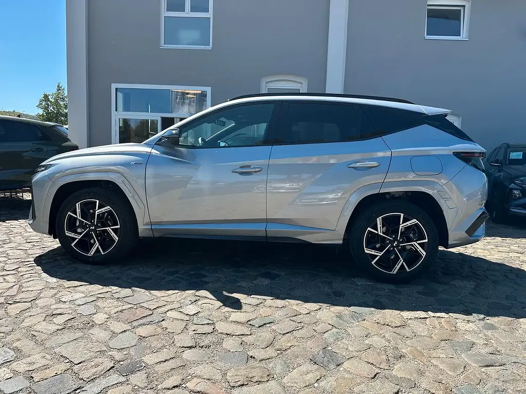 Hyundai TUCSON - Thumbnail 3