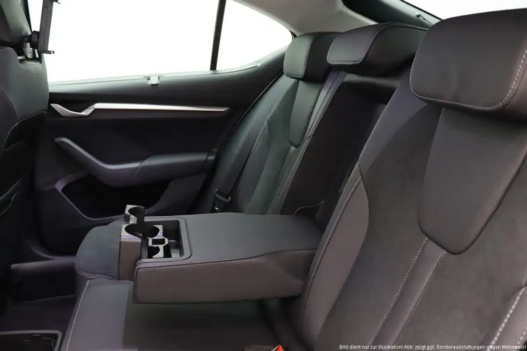 Skoda Octavia - Thumbnail 11