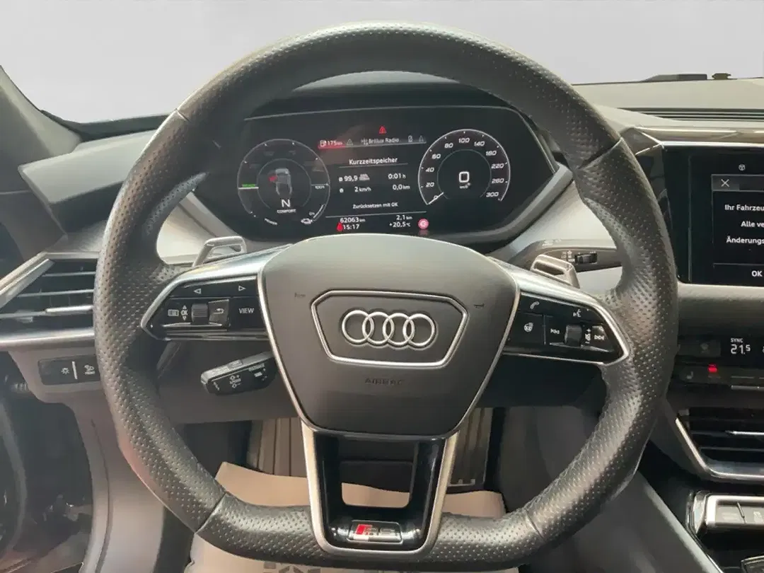 Audi e-tron GT - Thumbnail 8