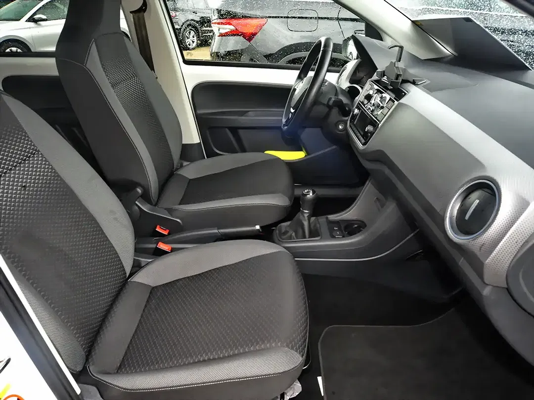 Volkswagen up! - Thumbnail 8