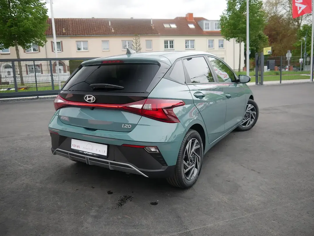 Hyundai i20 - Thumbnail 4