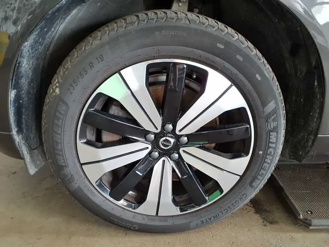 Volvo XC60 - Thumbnail 10