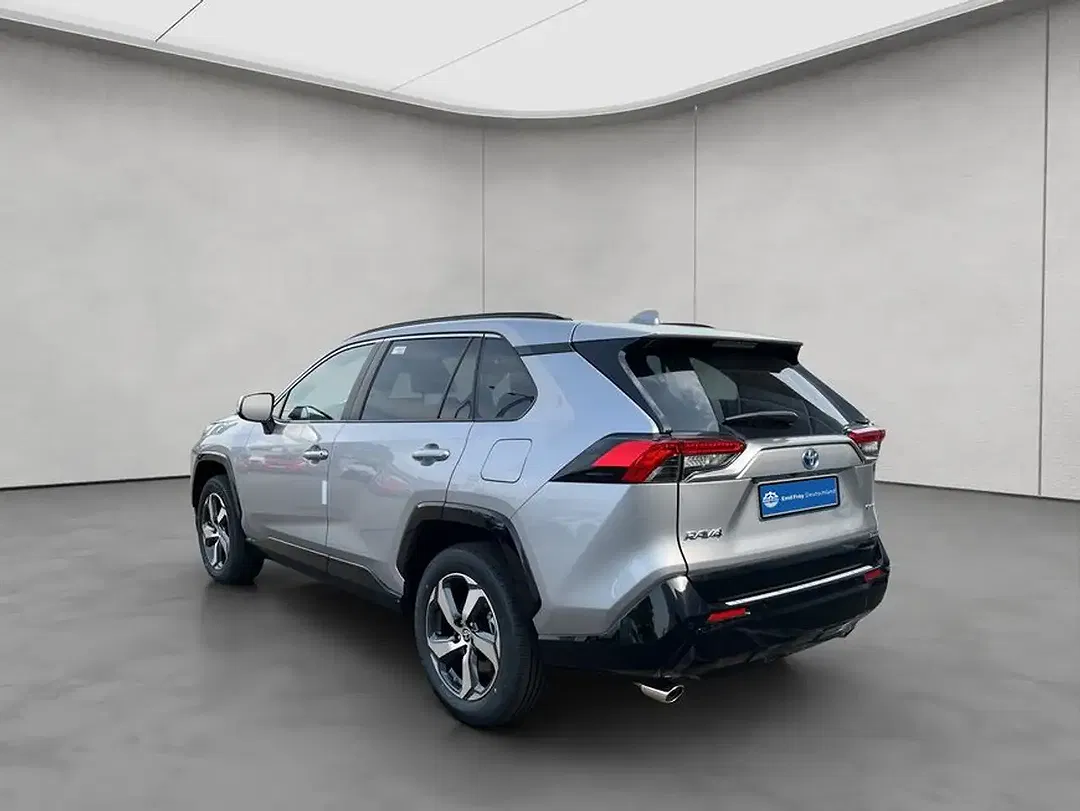 Toyota RAV 4 - Thumbnail 3