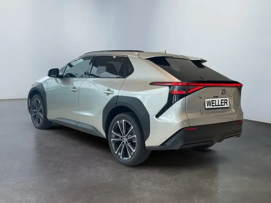Toyota bZ4X - Thumbnail 13