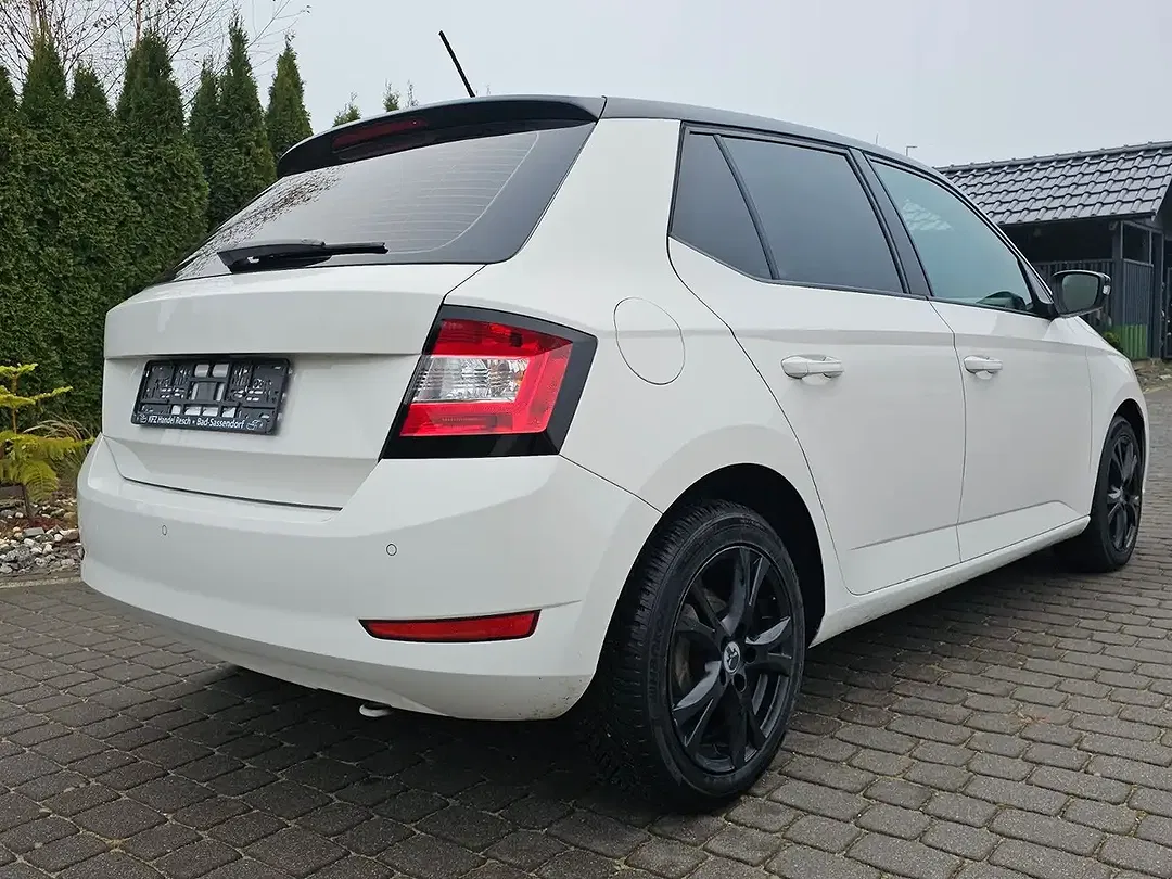 Skoda Fabia - Thumbnail 9