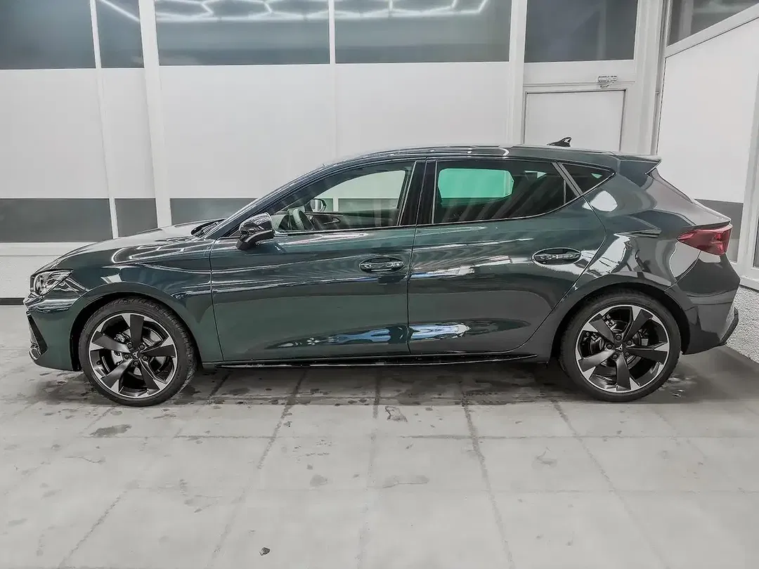 CUPRA Leon - Thumbnail 3