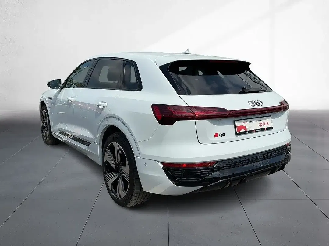 Audi Q8 e-tron 50 quattro S line - foto 2