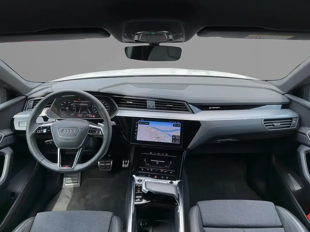 Audi Q8 e-tron - Thumbnail 6
