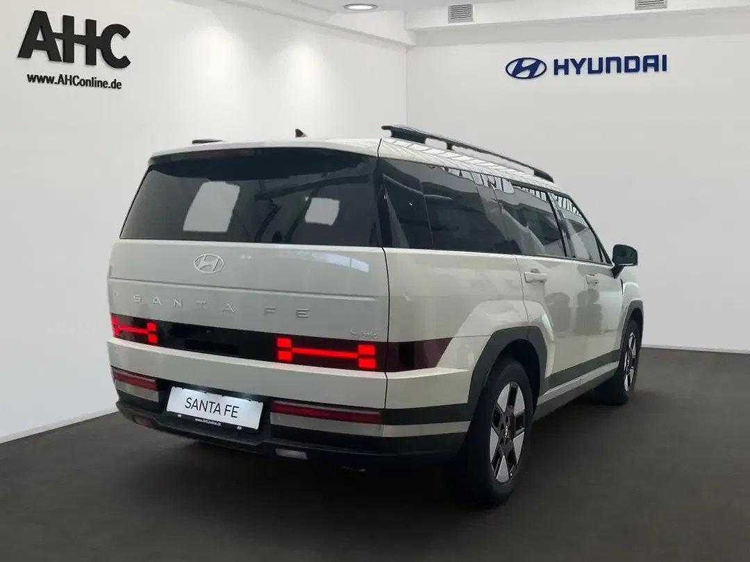 Hyundai SANTA FE - Thumbnail 3