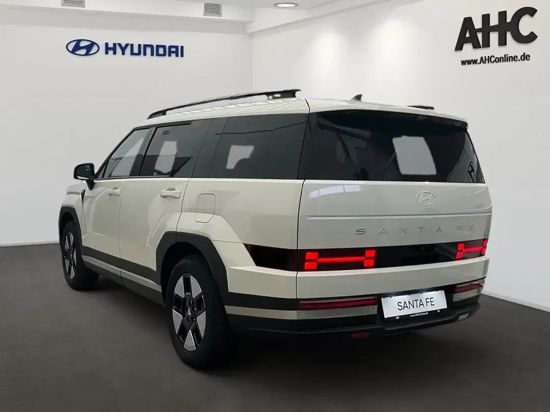 Hyundai SANTA FE - Thumbnail 4