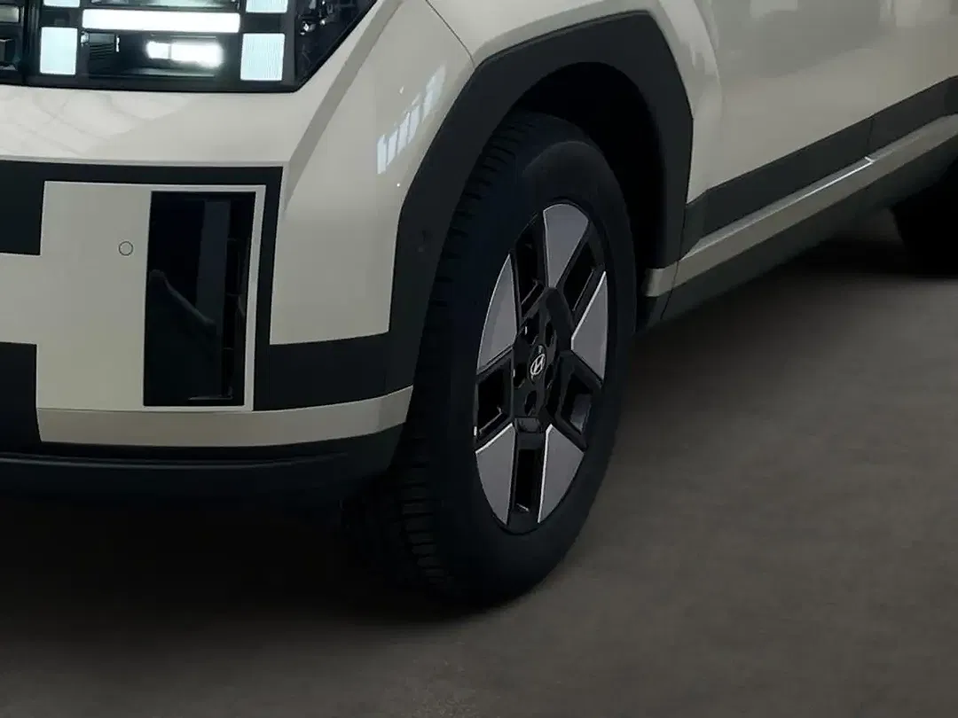 Hyundai SANTA FE - Thumbnail 6