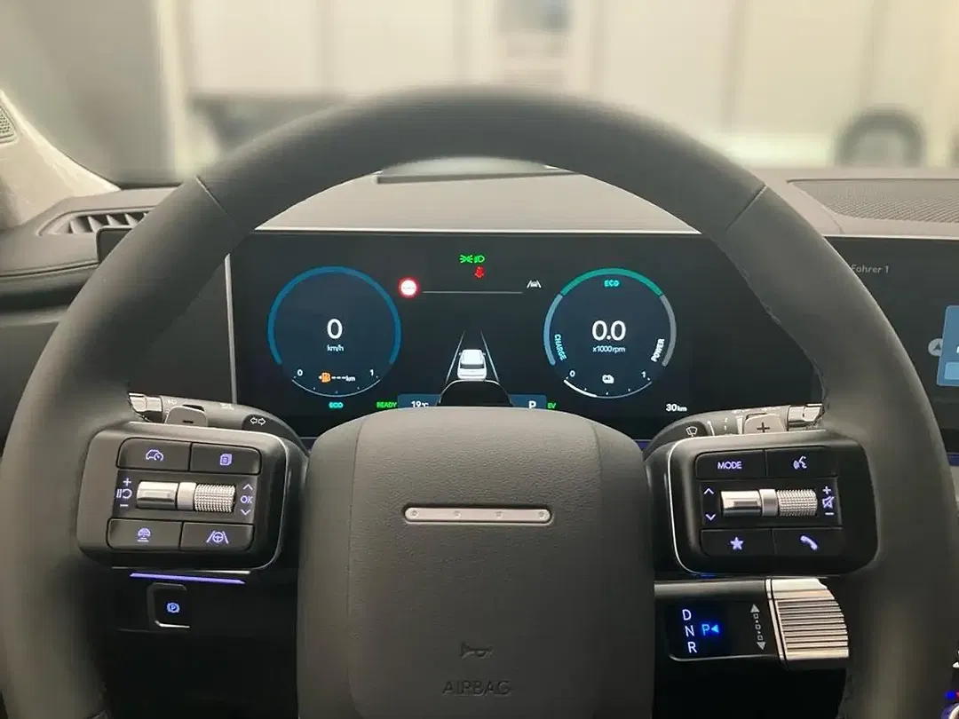 Hyundai SANTA FE - Thumbnail 8
