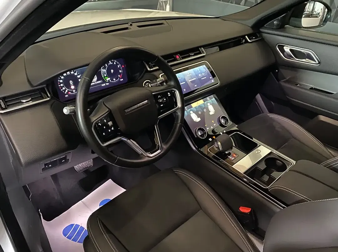 Land Rover Range Rover Velar - Thumbnail 11