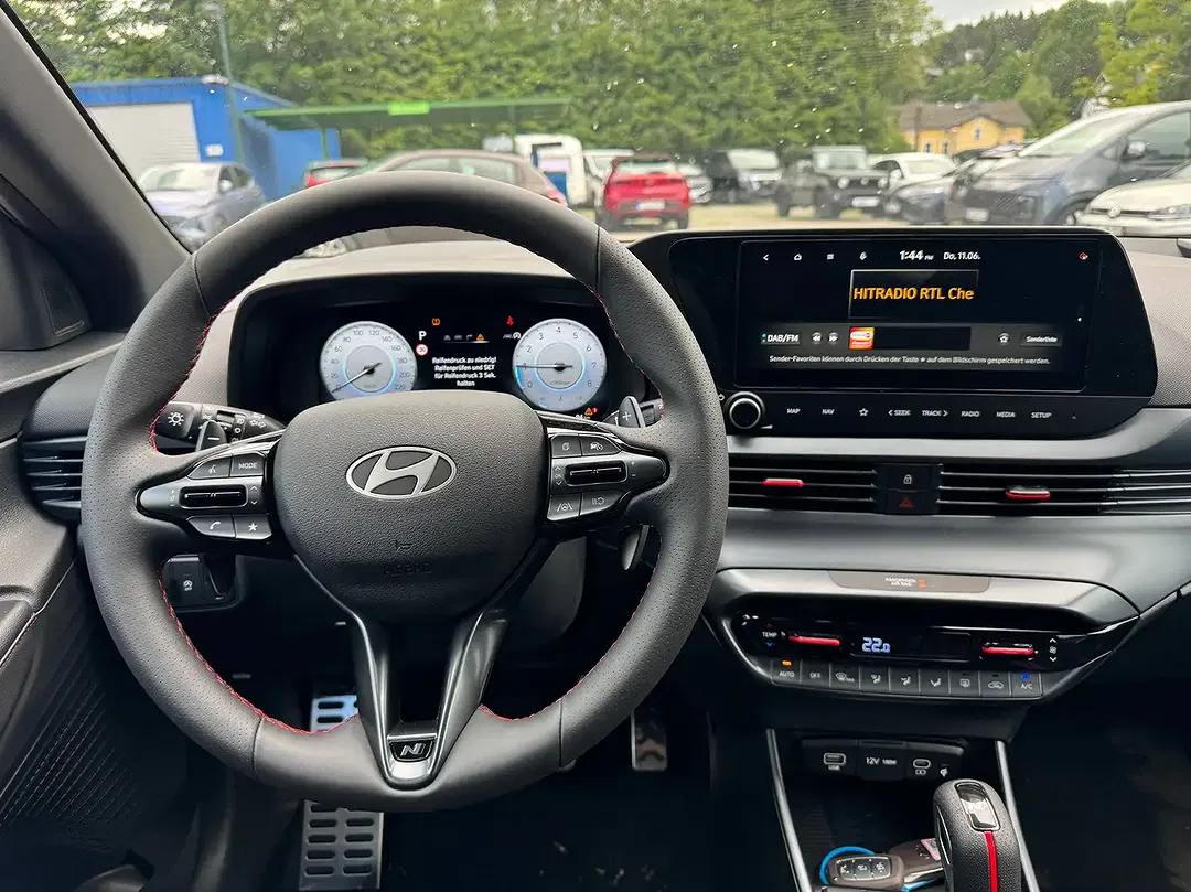 Hyundai i20 - Thumbnail 10