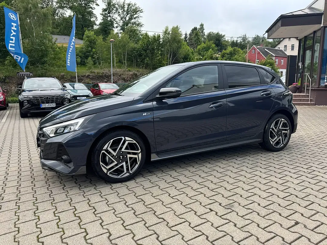 Hyundai i20 - Thumbnail 2