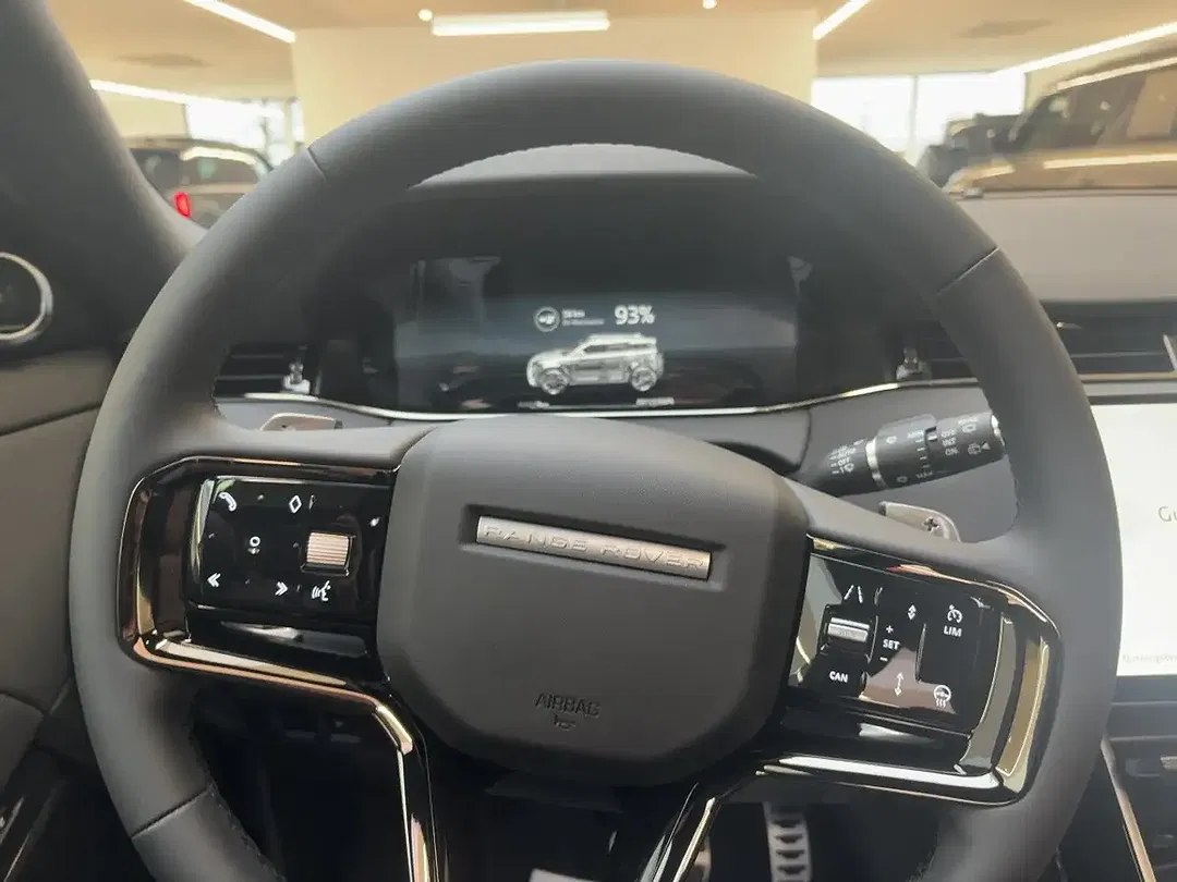 Land Rover Range Rover Evoque - Thumbnail 11