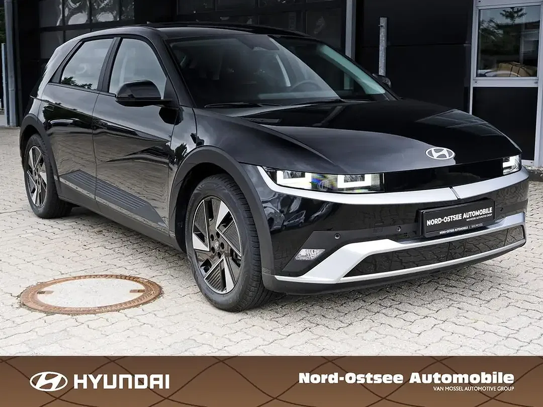 Hyundai IONIQ 5 - Thumbnail 3