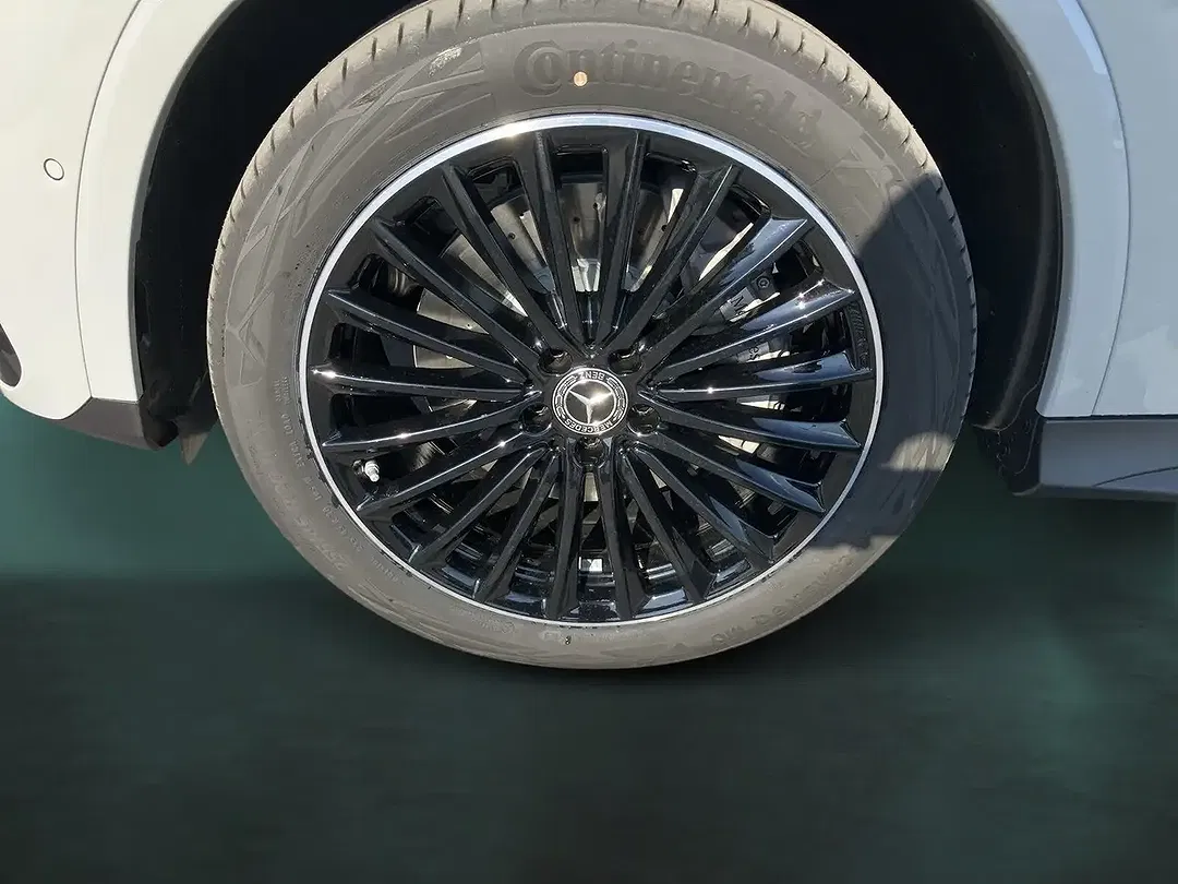 Mercedes-Benz GLC 220 - Thumbnail 10