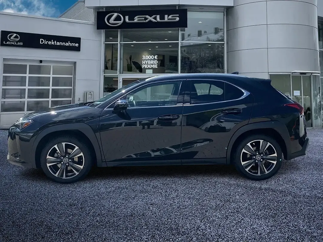 Lexus UX 250h - Thumbnail 3