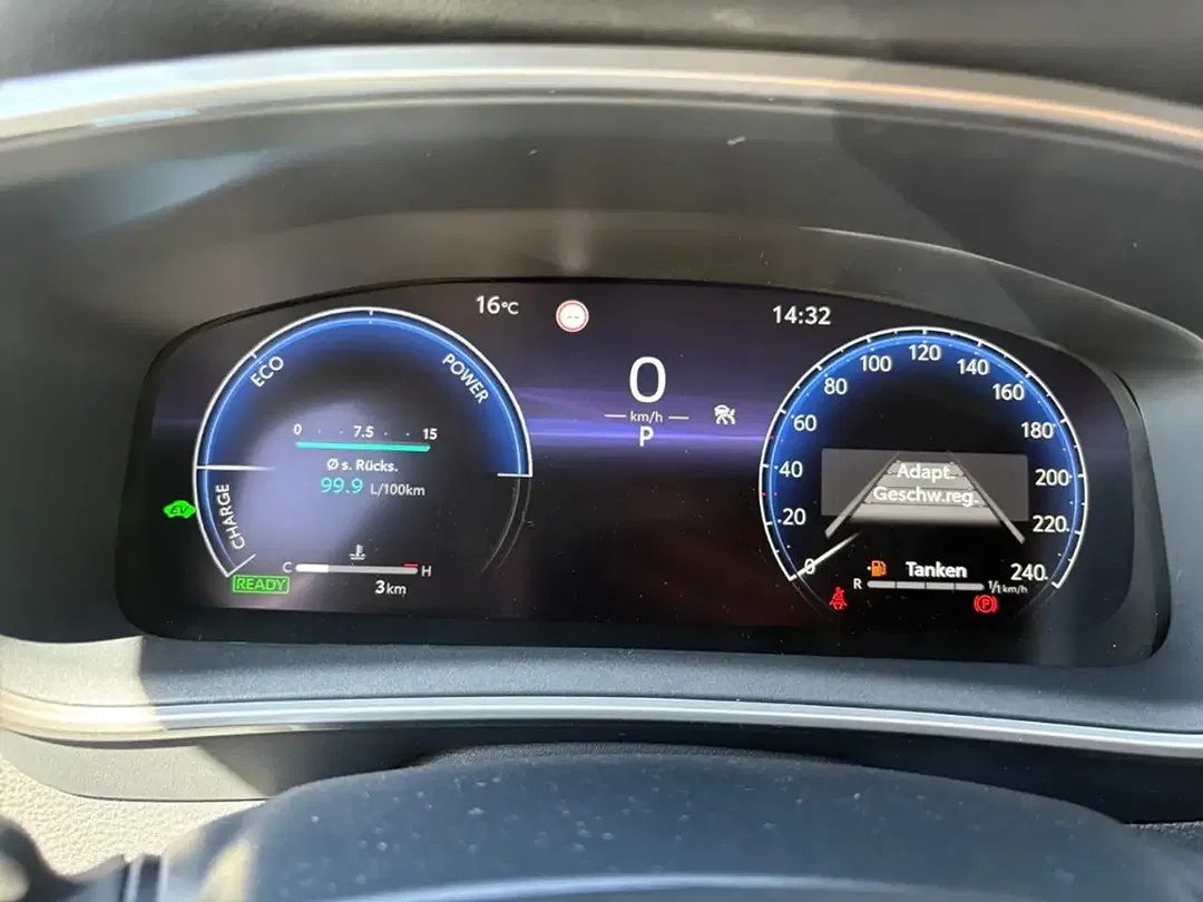 Toyota Corolla - Thumbnail 10