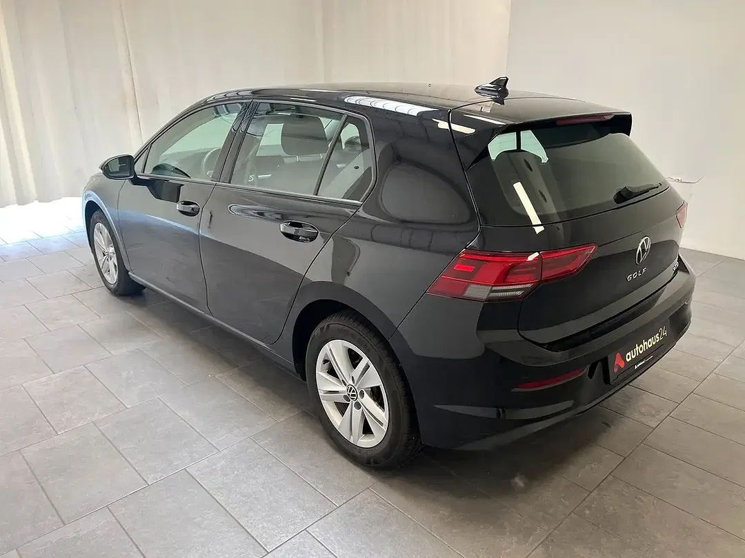 Volkswagen Golf - Thumbnail 4