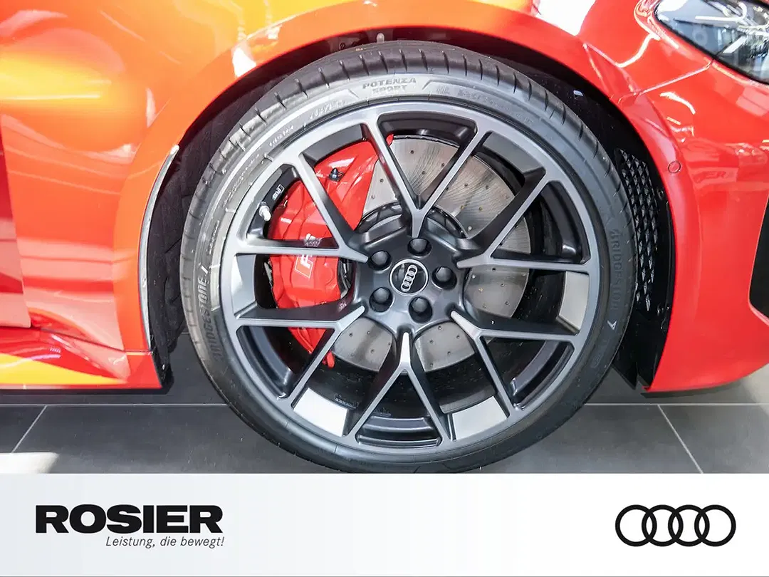 Audi RS5 - Thumbnail 5