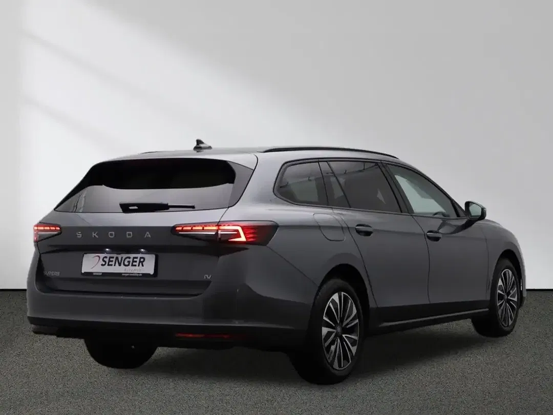 Skoda Superb - Thumbnail 3