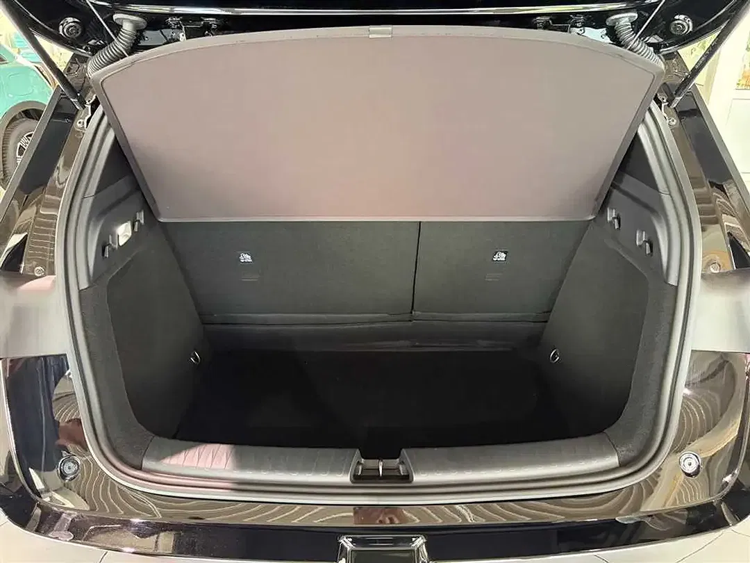 BYD Dolphin - Thumbnail 9