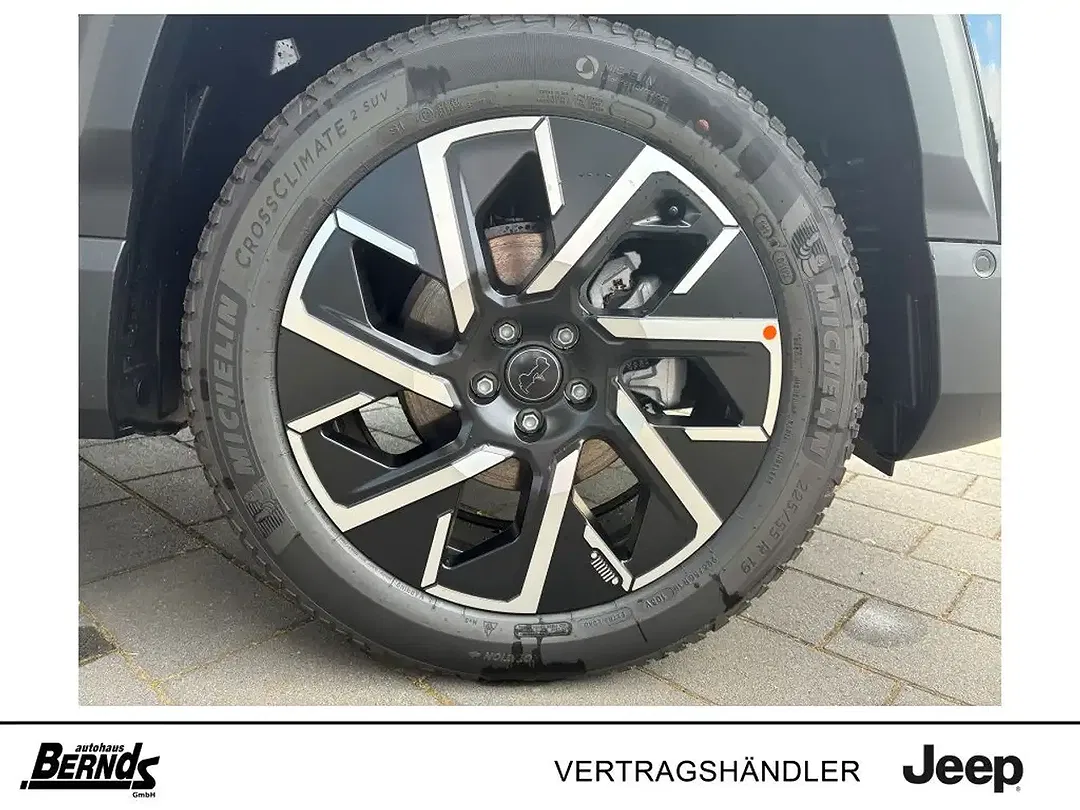 Jeep Compass 1.2 e-Hybrid DCT Altitude - foto 11