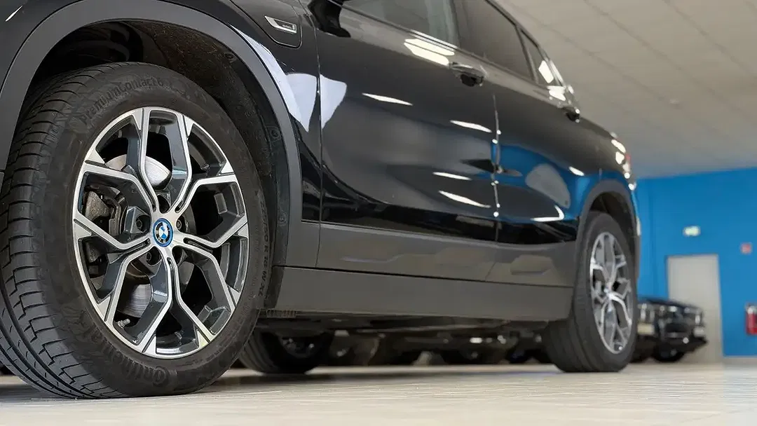 BMW X2 - Thumbnail 3